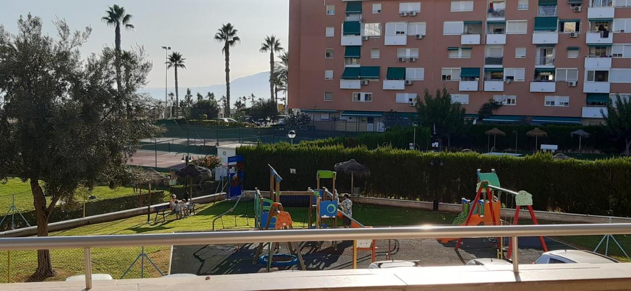 Apartmán Primera Linea De Playa. Magnifica Urbanizacion La Cala Del Moral Exteriér fotografie